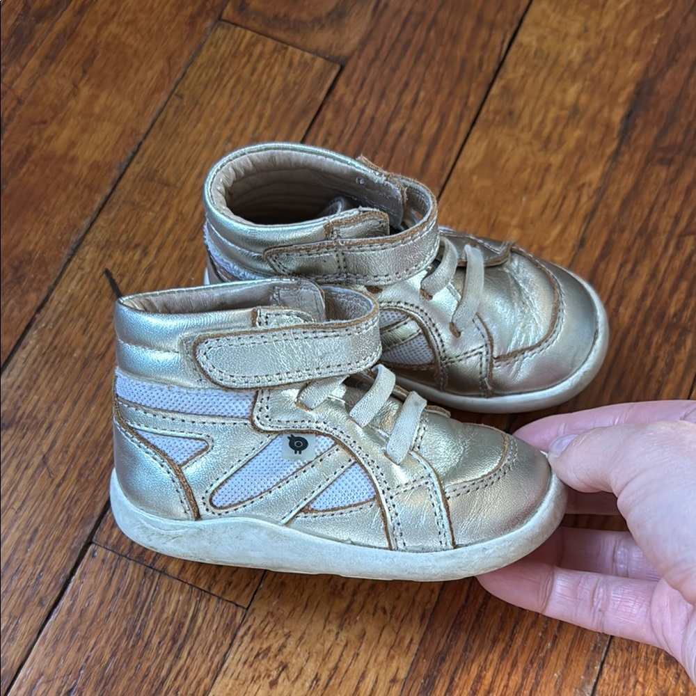 Old soles toddler metallic leather girls sneakers; US 5, EU 21